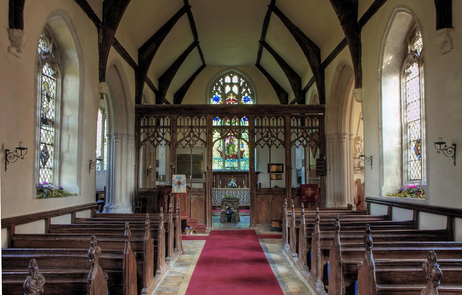 HDR. AEB +/-3 total of 7 exposures processed with Photomatix.
Landwade was probably not originally formally a separate parish, but it came to be accepted as one from the mid 15th century, perhaps thro